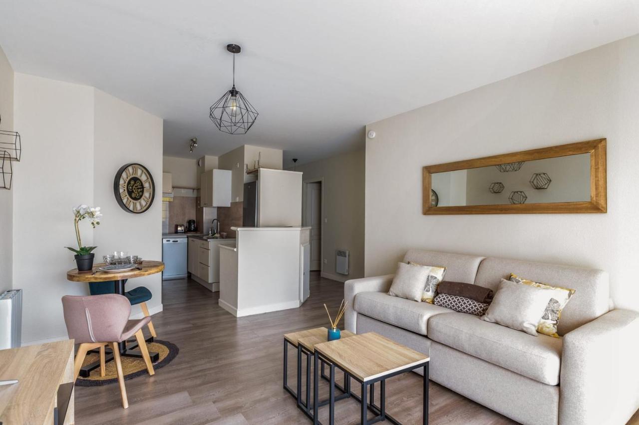 Appartement Porte Royale Avec Parking - Welkeys La Rochelle  Bagian luar foto